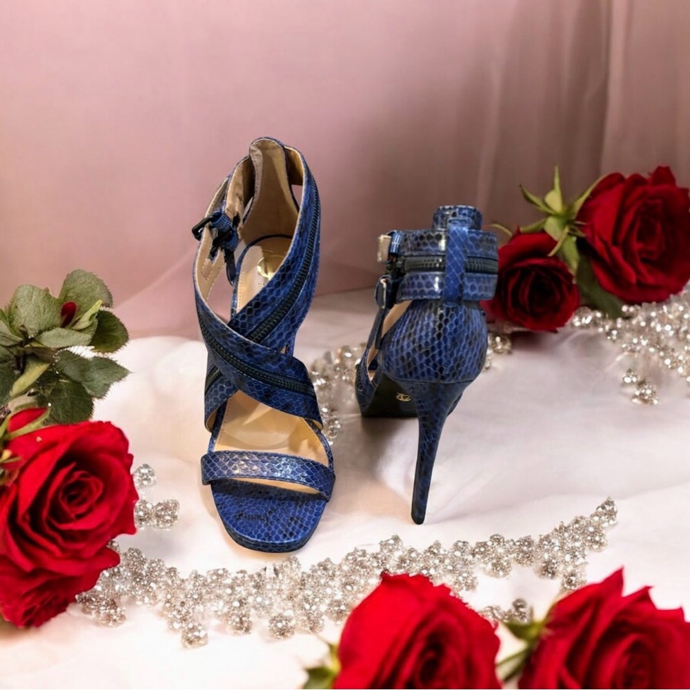 Vince Camuto Navy Strappy Sandal Heels - Picture 9 of 16